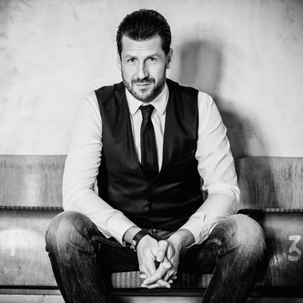  Andre Stade